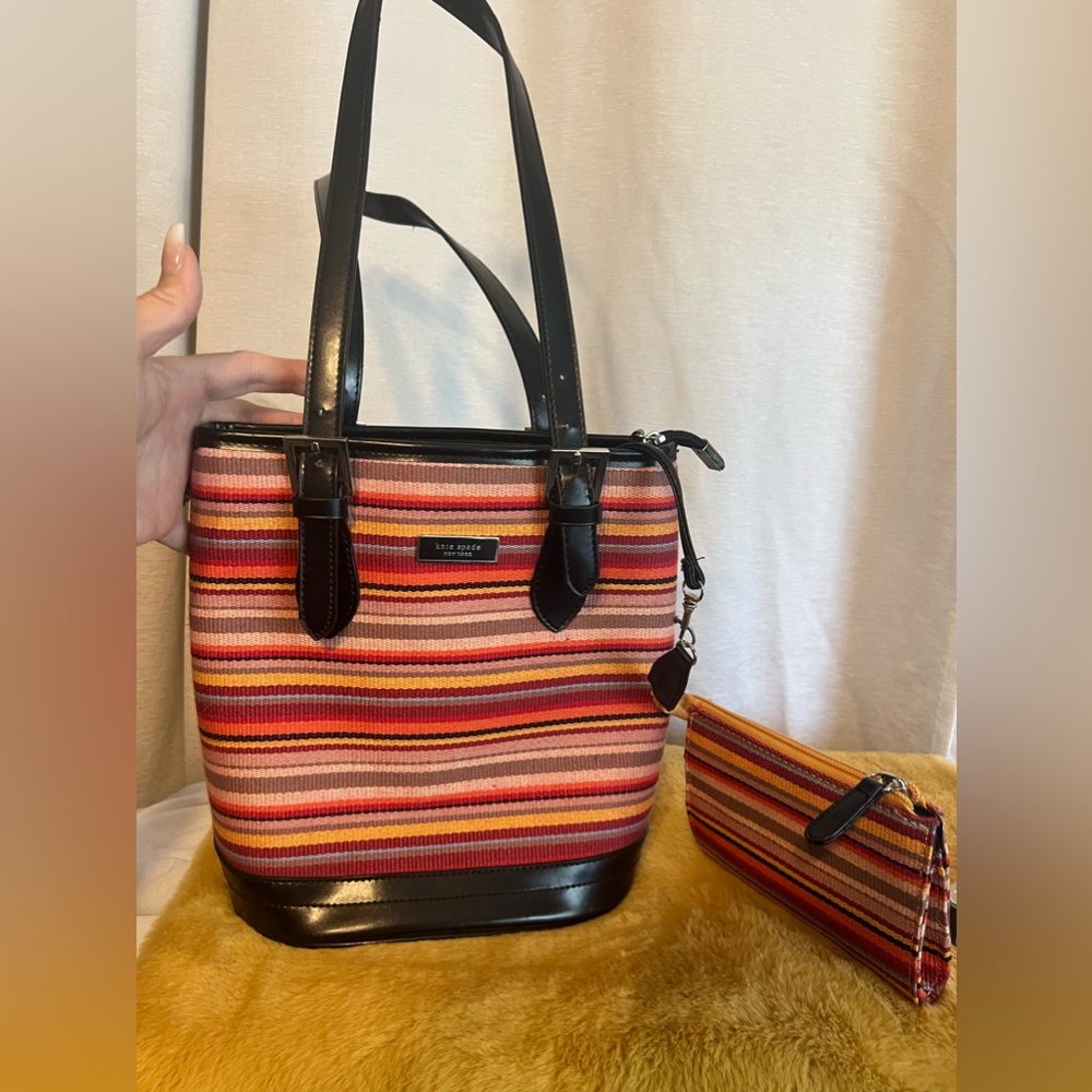 Women’s Striped Bag